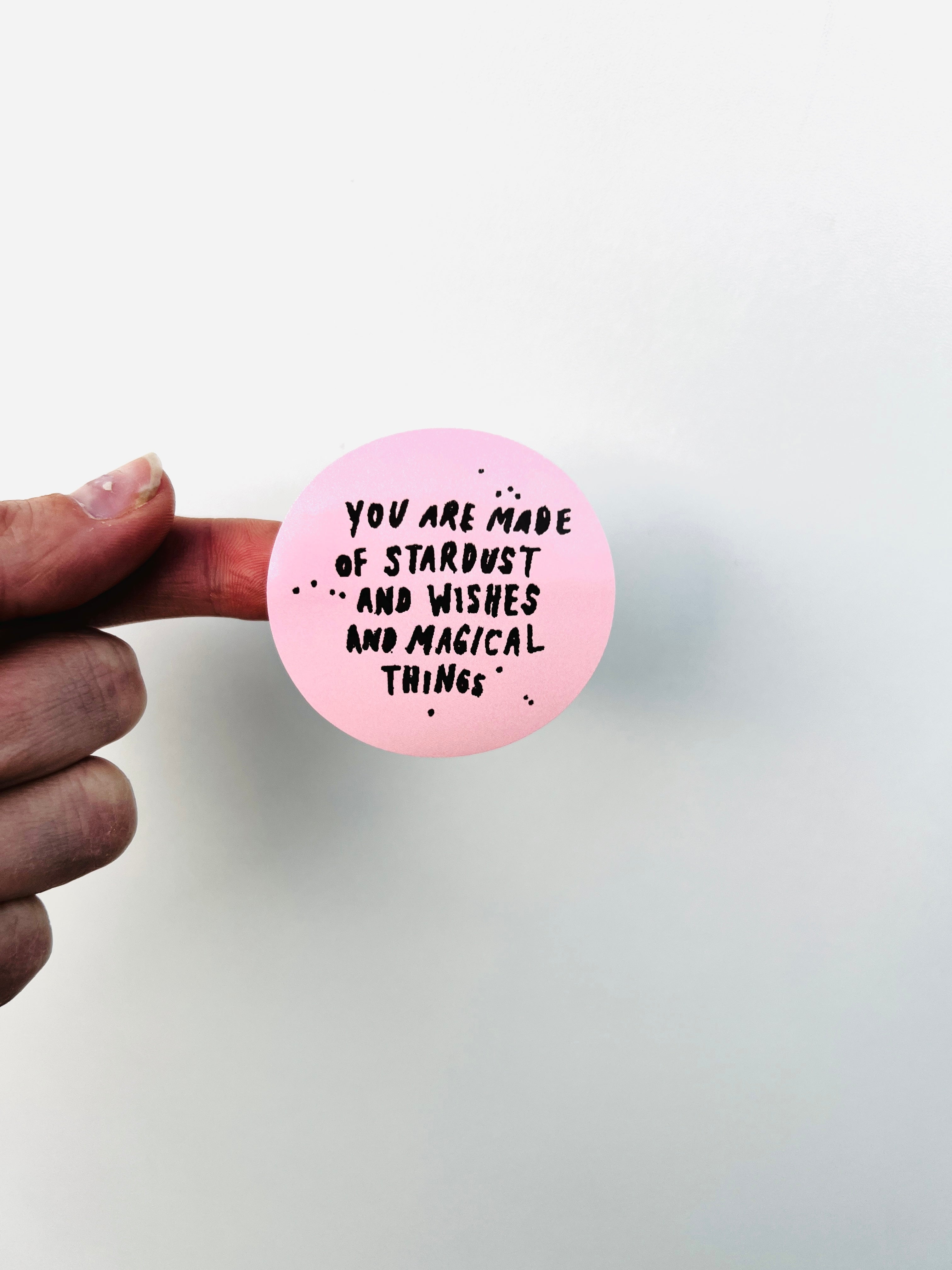 Large Pink Round Labels - 150 per roll ๐ โ Labelly